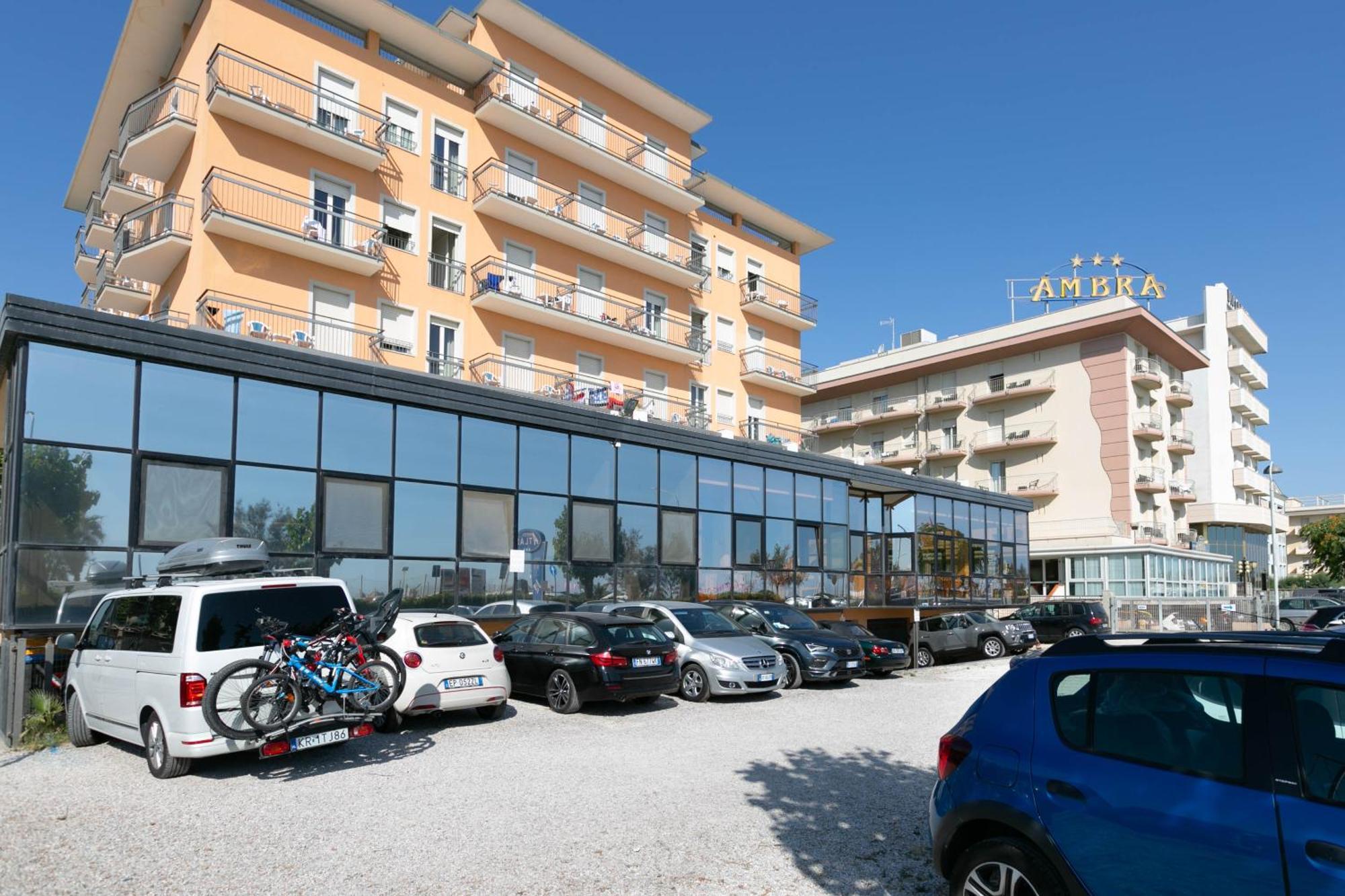Hotel Atlas Римини Экстерьер фото