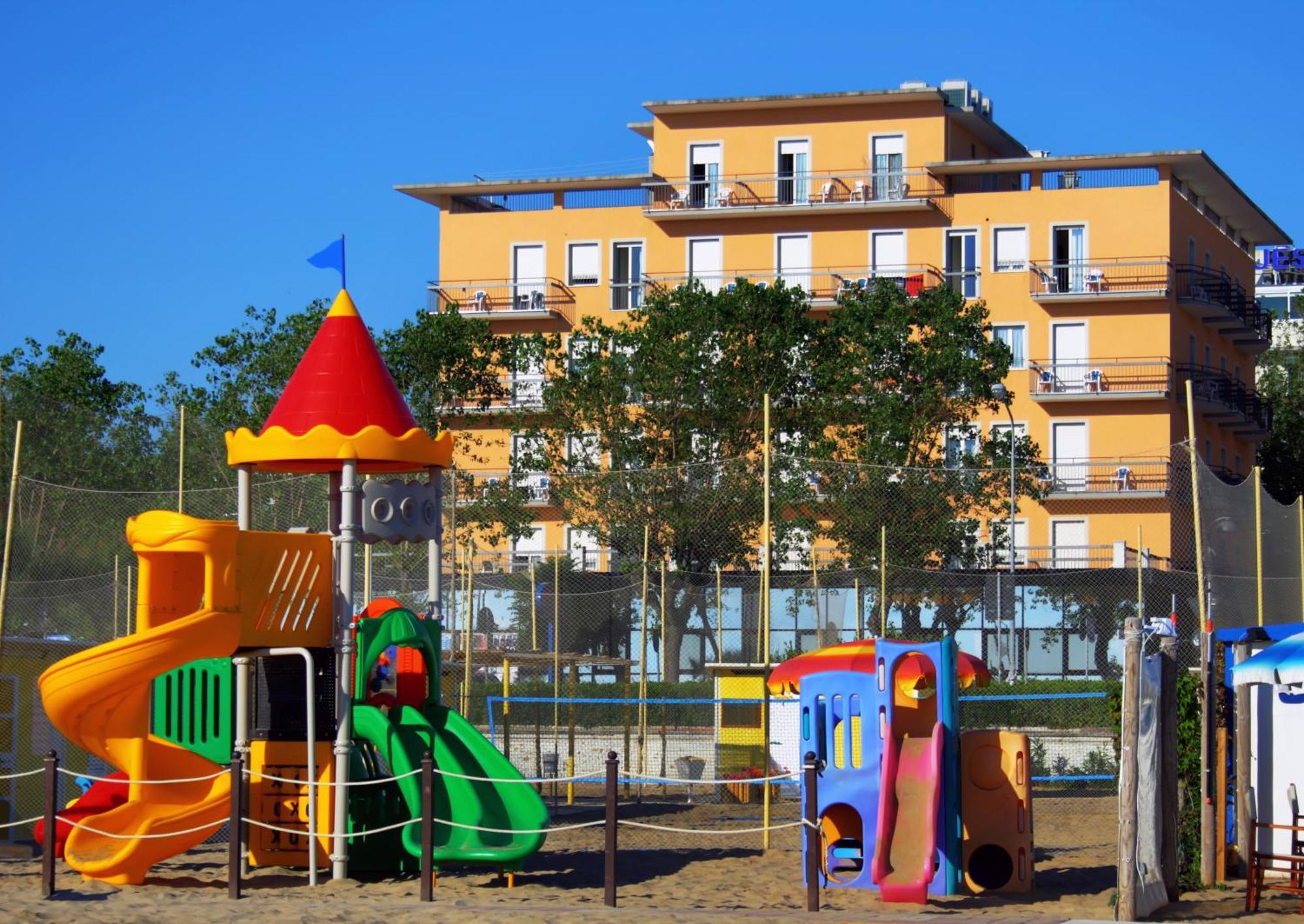 Hotel Atlas Римини Экстерьер фото