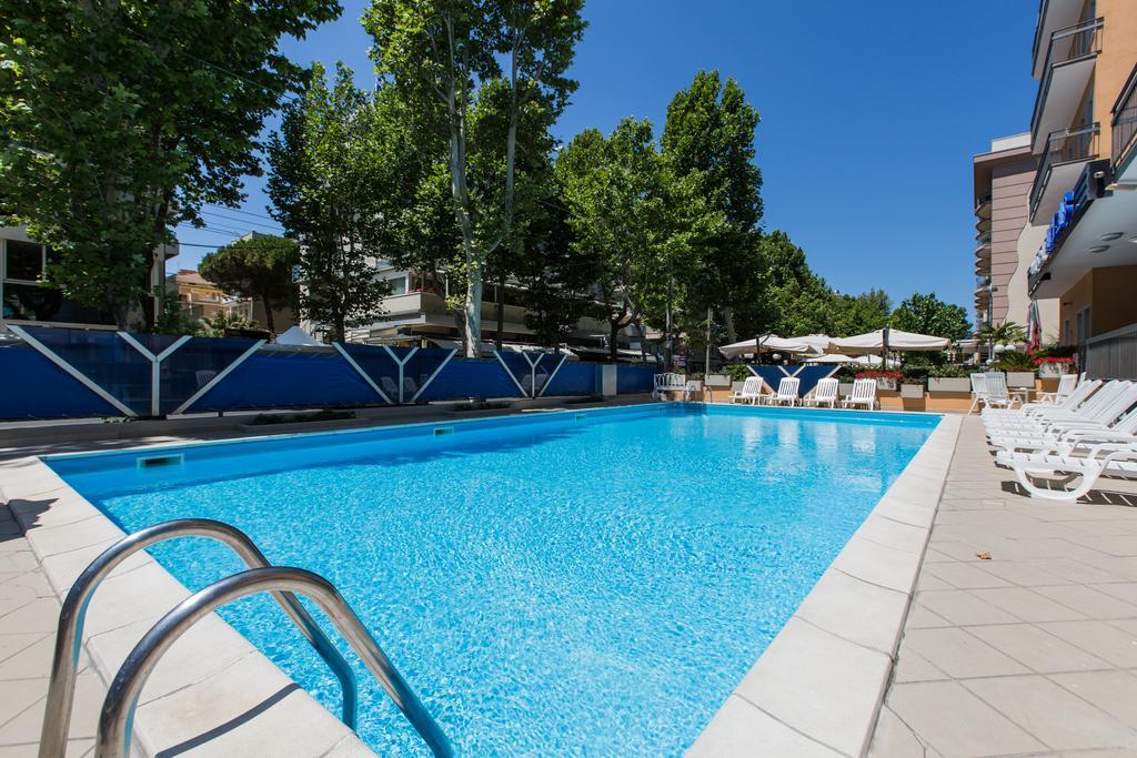 Hotel Atlas Римини Экстерьер фото