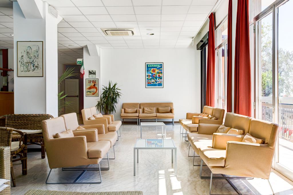 Hotel Atlas Римини Экстерьер фото